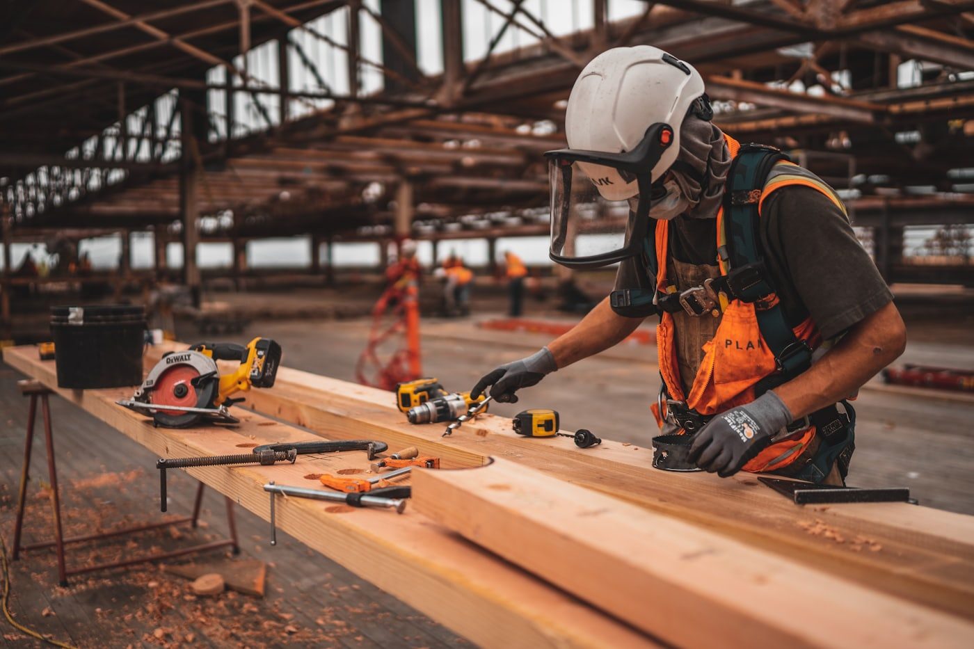 Formation technique sur un chantier de façade